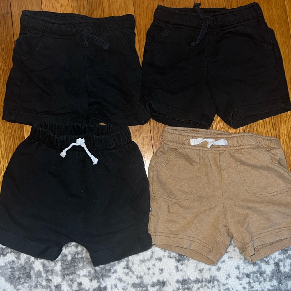 4 pairs of size 18 months shorts